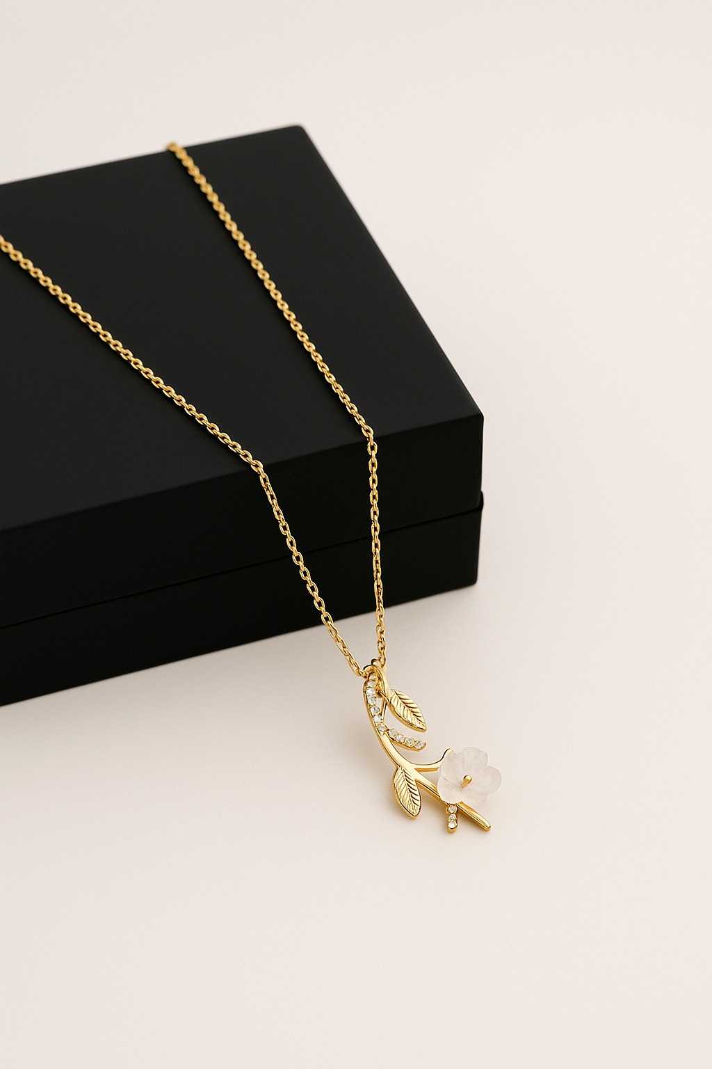 Dainty Magnolia Necklace